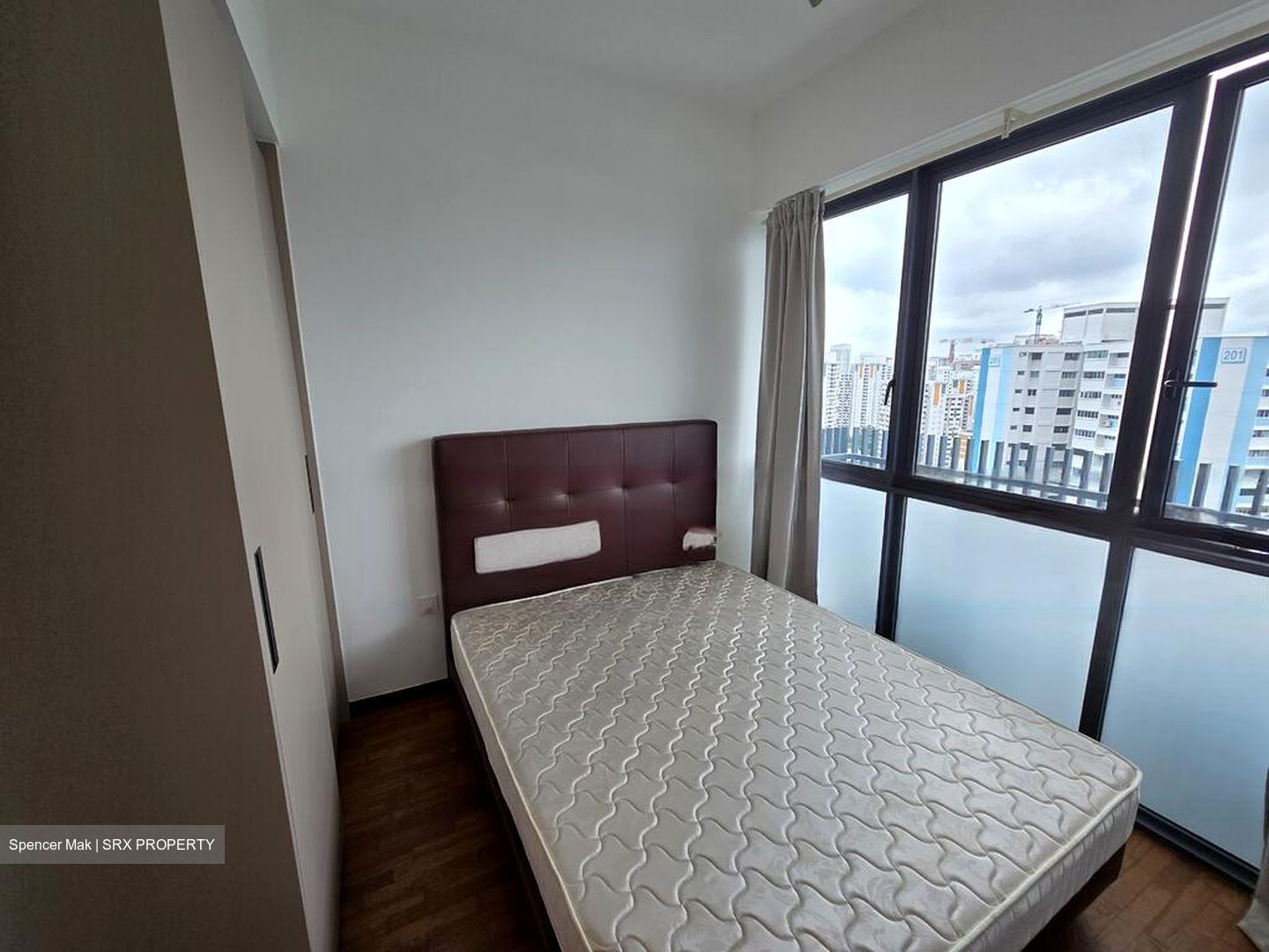 J Gateway (D22), Condominium #460740571